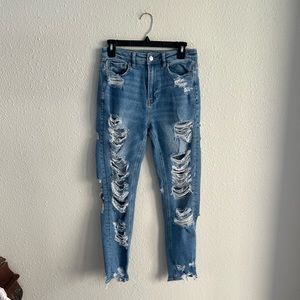 Blue Ripped Jeans 
American Eagle Stretch 
Size: 2